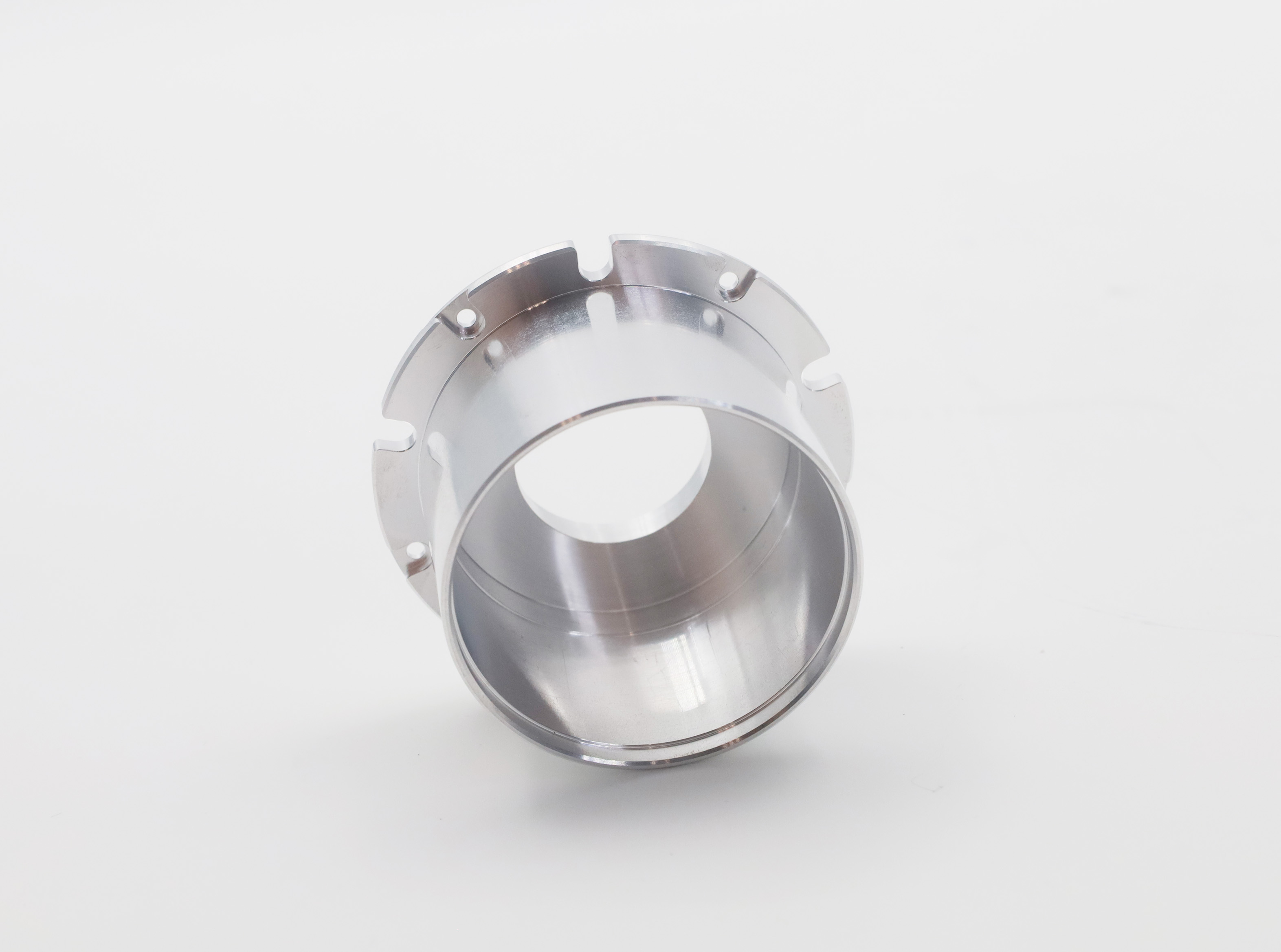 Frameless motor casing